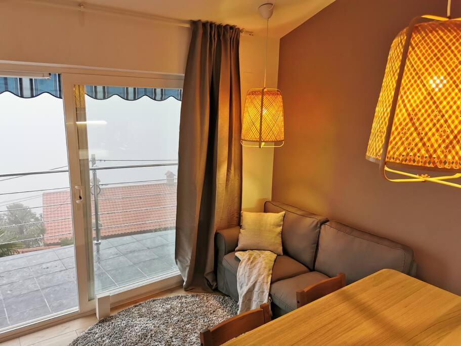 Ferienwohnung Mit 180° Meerblick Dobrec Exterior photo