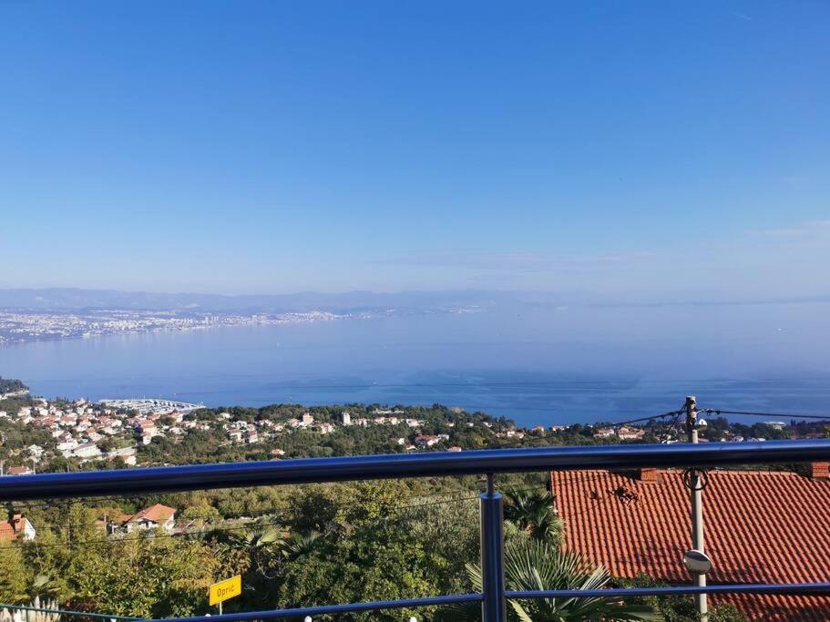 Ferienwohnung Mit 180° Meerblick Dobrec Exterior photo